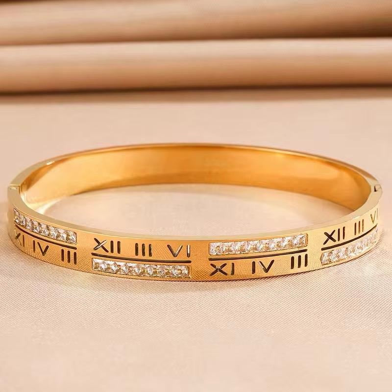 Romane Bangle | 18kt Gold Plated