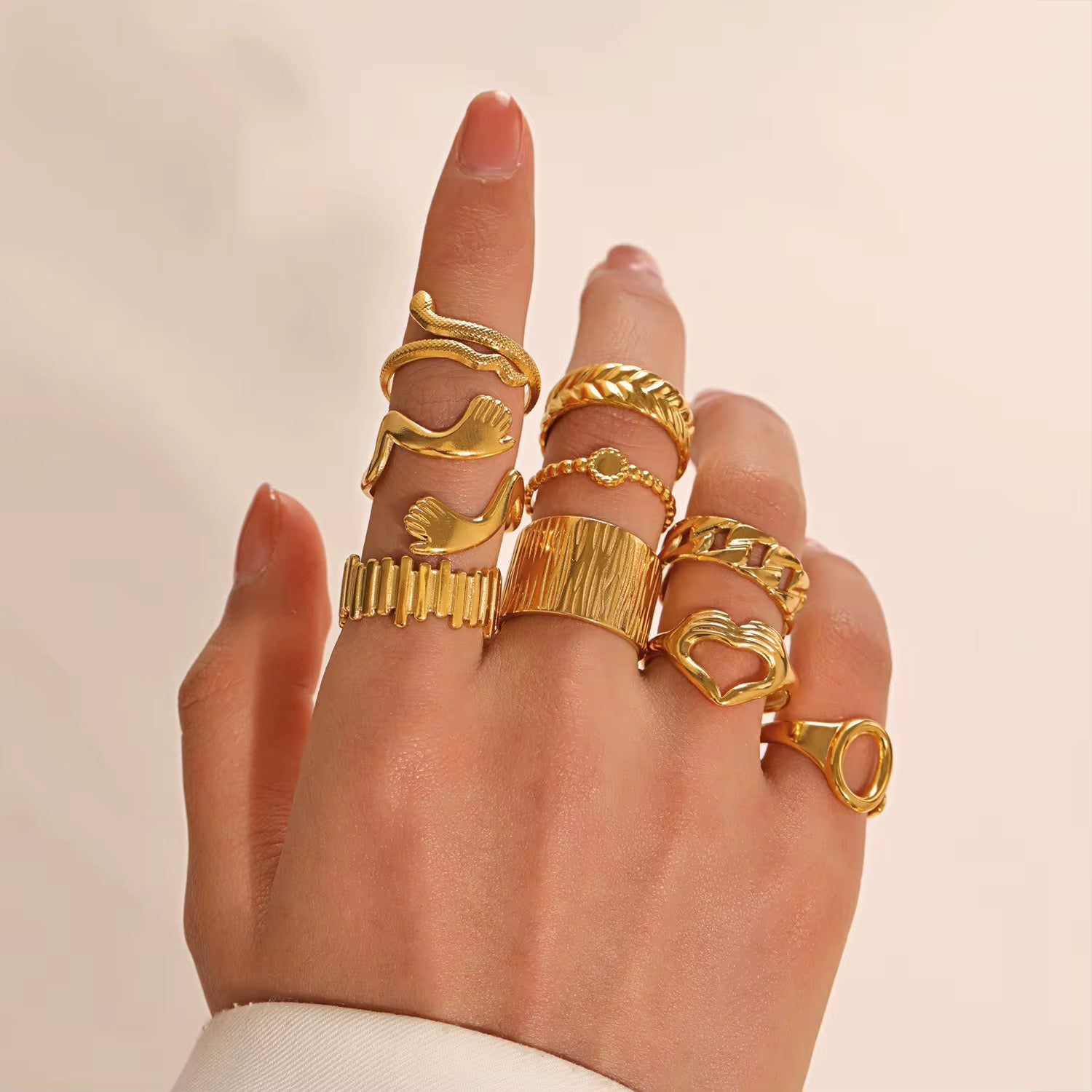 Bambi Adjustable Ring | 18kt Gold Plated