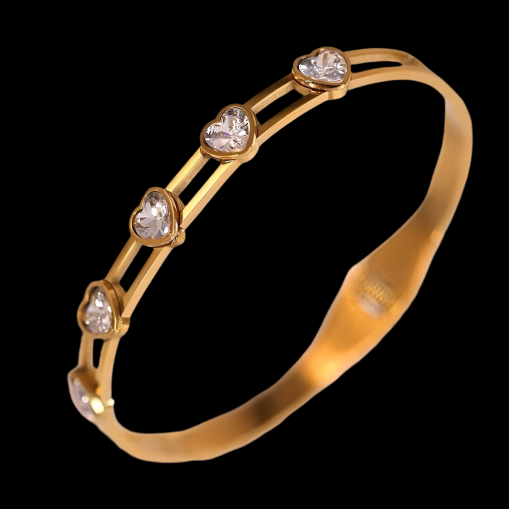 Diamond Heart Bangle | 18kt Gold Plated