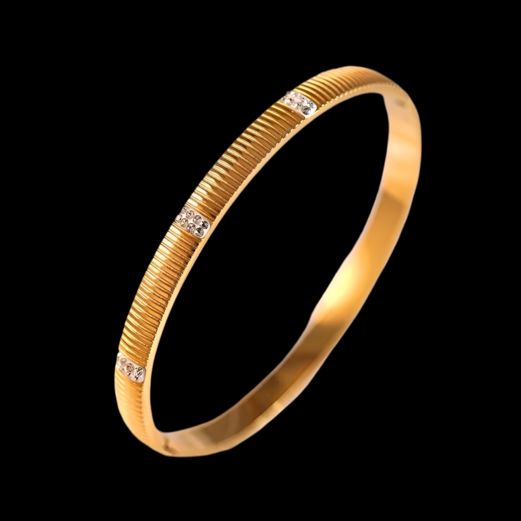 Shy Bangle | 18kt Gold Plated