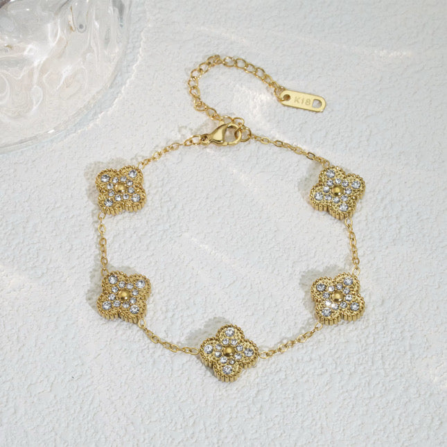 Diamanté Clover Bracelet