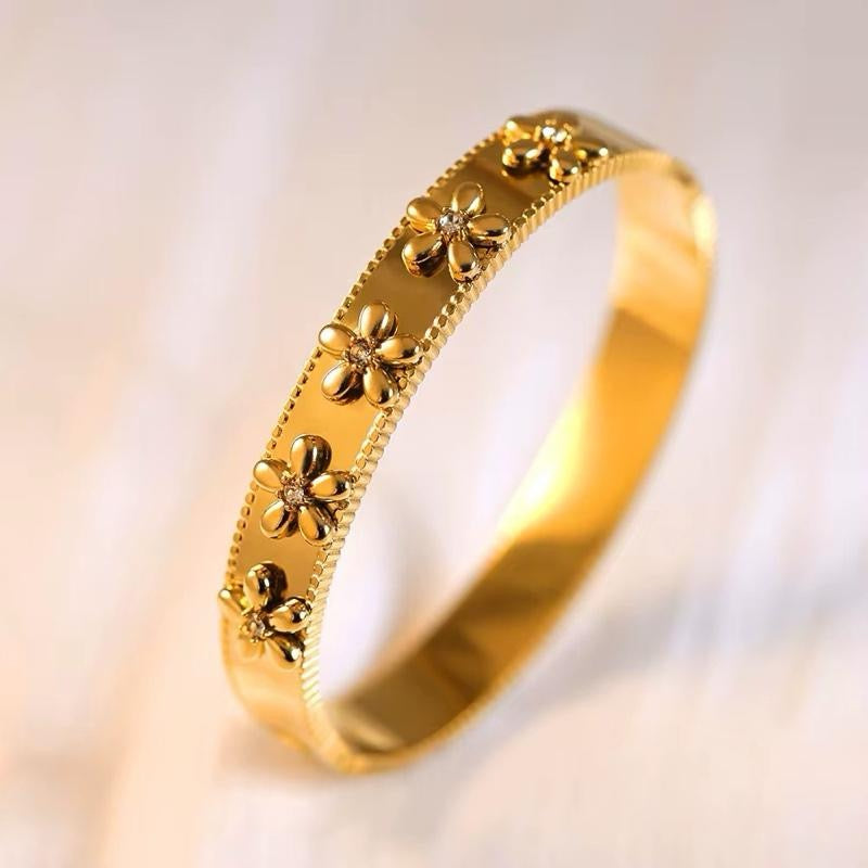 Flora Bangle | 18kt Gold Plated