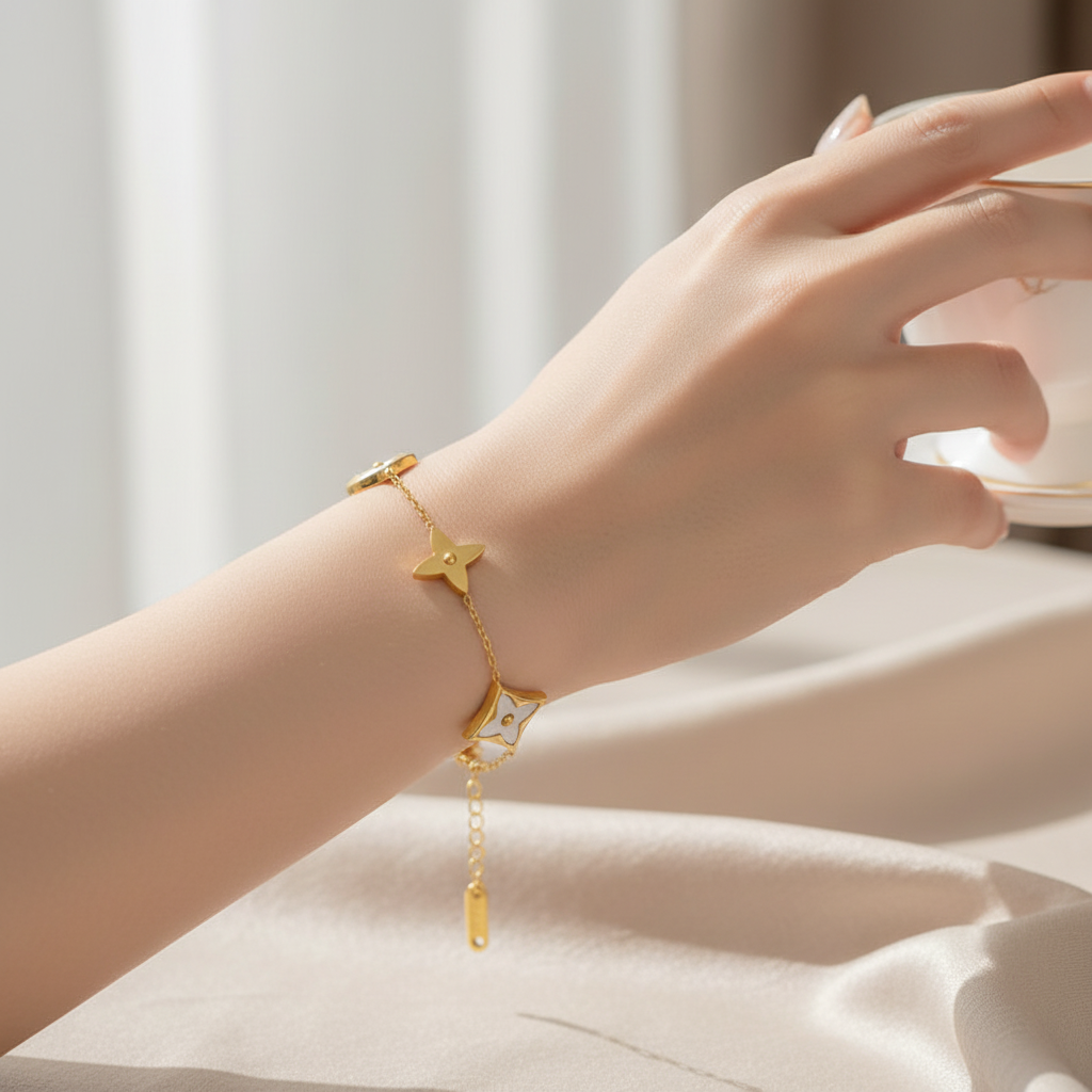 Leyla Bracelet - White
